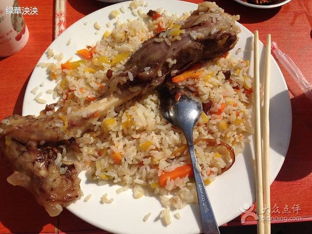 阿迪力特色抓饭(巴里坤家属院店)