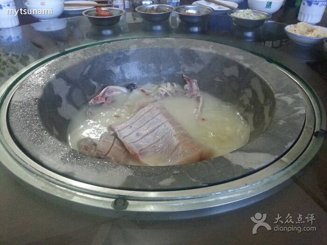 姚记抚仙湖石锅鱼庄