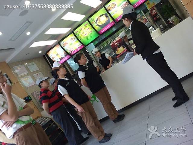 老乡鸡(庐江路店)