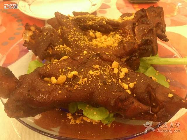 猫小胖不等位·美蚝·铜锅蛙