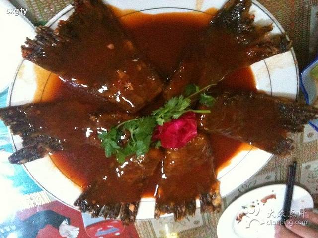 西苑饭店(市府路店)