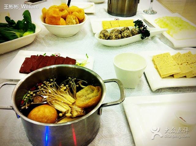 德天肥牛海鲜火锅(句容店)