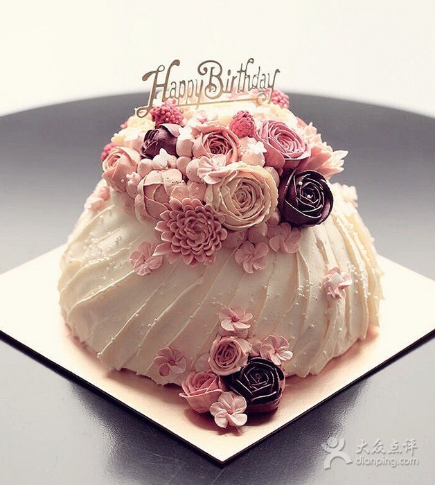 凡町个性化蛋糕&甜品桌定制(长宁店)