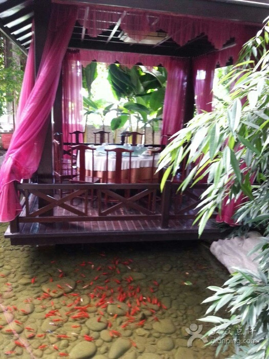 燕怡园生态美食城