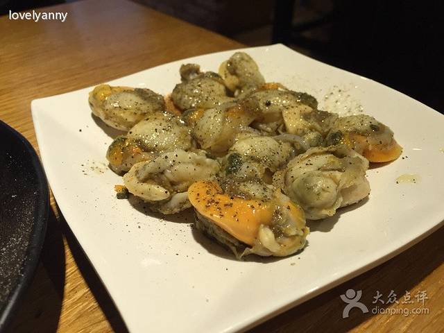 大馥·炭火烧肉酒场(安远路店)