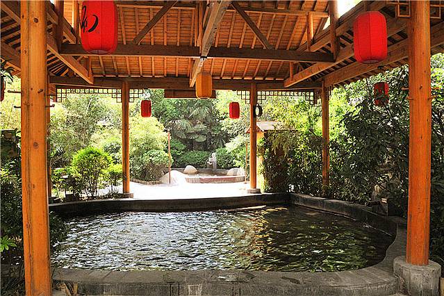 华清御汤·宝积池温泉