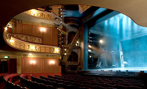 皇后剧院queens theatre