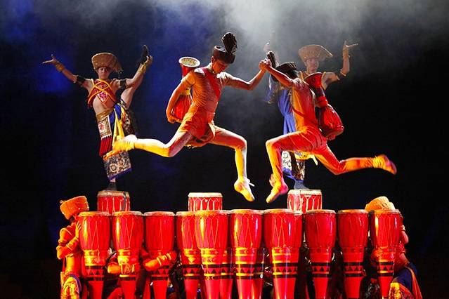 金孔雀之夜·勐巴拉娜西