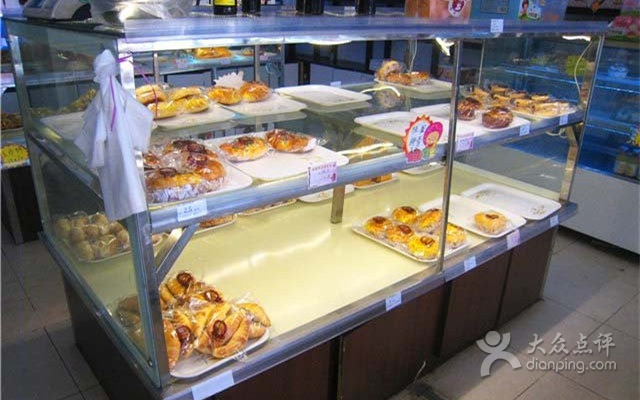 余师傅食品(中兴路店)