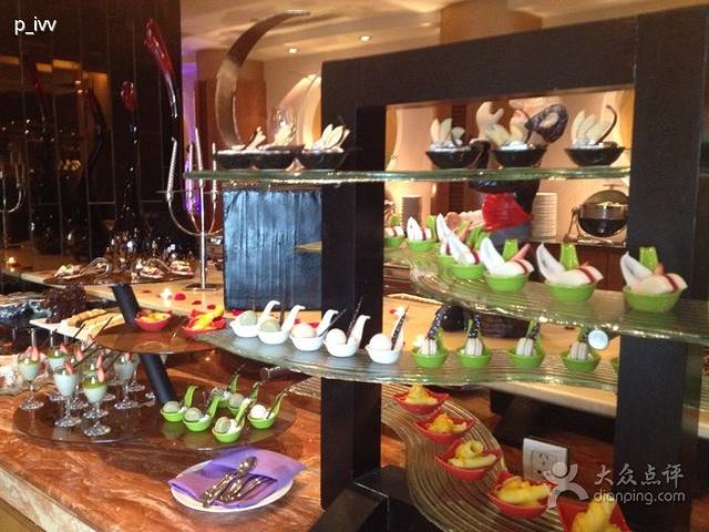 嘉莱特和平国际酒店自助餐