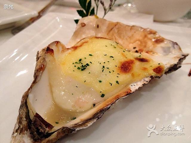 悦泰环球美食自助(金茂旗舰店)