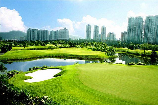 正中高尔夫球会