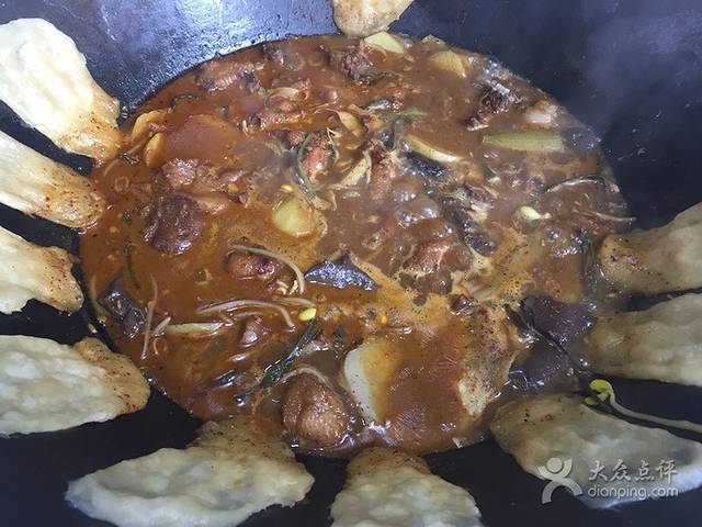 土锅炖公鸡(左岸香颂店)