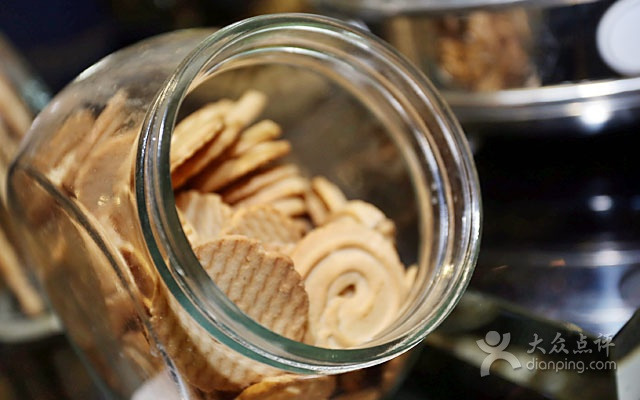 武汉天禄华美达广场酒店·雅景阁旋转餐厅