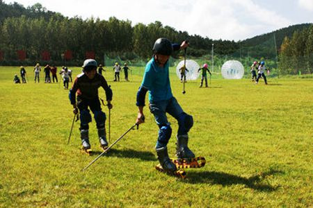 恒山滑雪滑草场