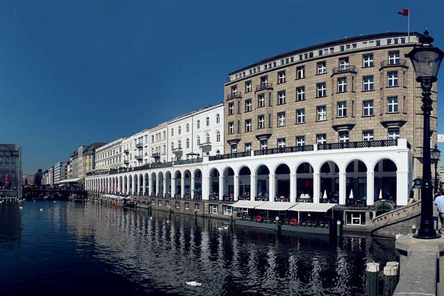 Neuer Wall及阿斯特拱廊