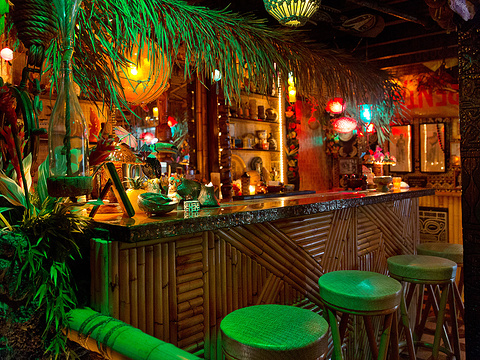 Tiki Bar旅游景点图片