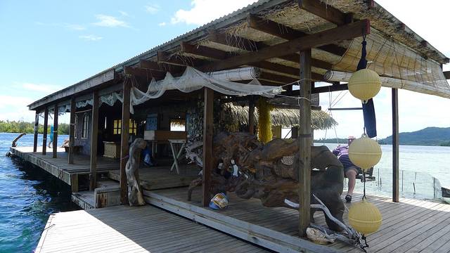 胡阿希内珍珠养殖场