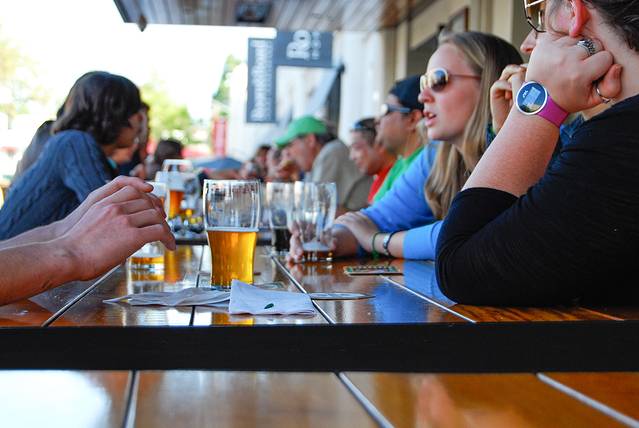 爸爸的办公室汉堡店