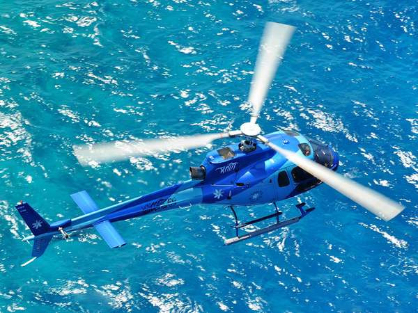 Tahiti-Helicopter