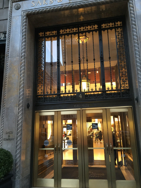 萨克斯第五大道百货（纽约店）