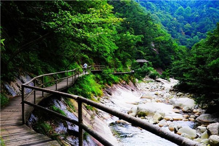 白马大峡谷景区