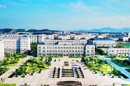 广州中医药大学(三元里校区)