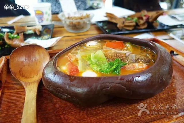 漓江老人鱼汤粉(中心广场店)