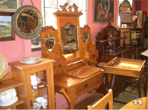 McCartney's Art and Antiques