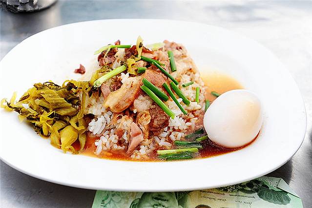 富鸿昌牛腩猪脚店(府城店)