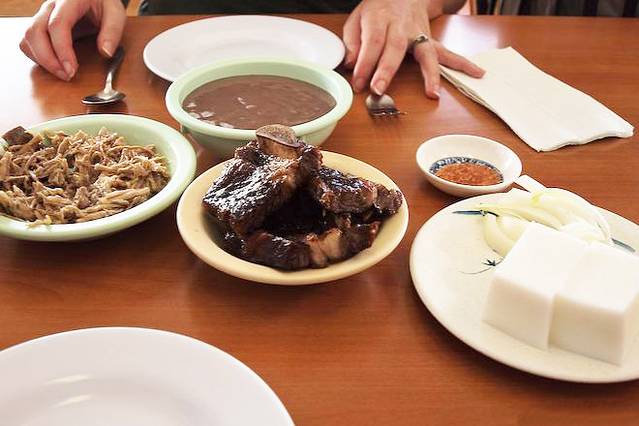 Helena's Hawaiian Food