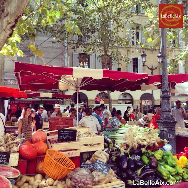 Marche aux Fruits et Legumes