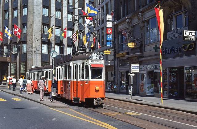 Rue de la Confederation 步行街