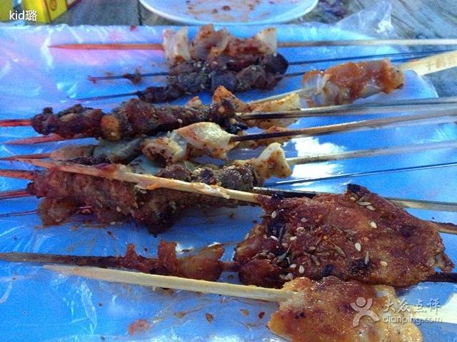 正阳河老太太烧烤羊排羊腿(宏图街店)