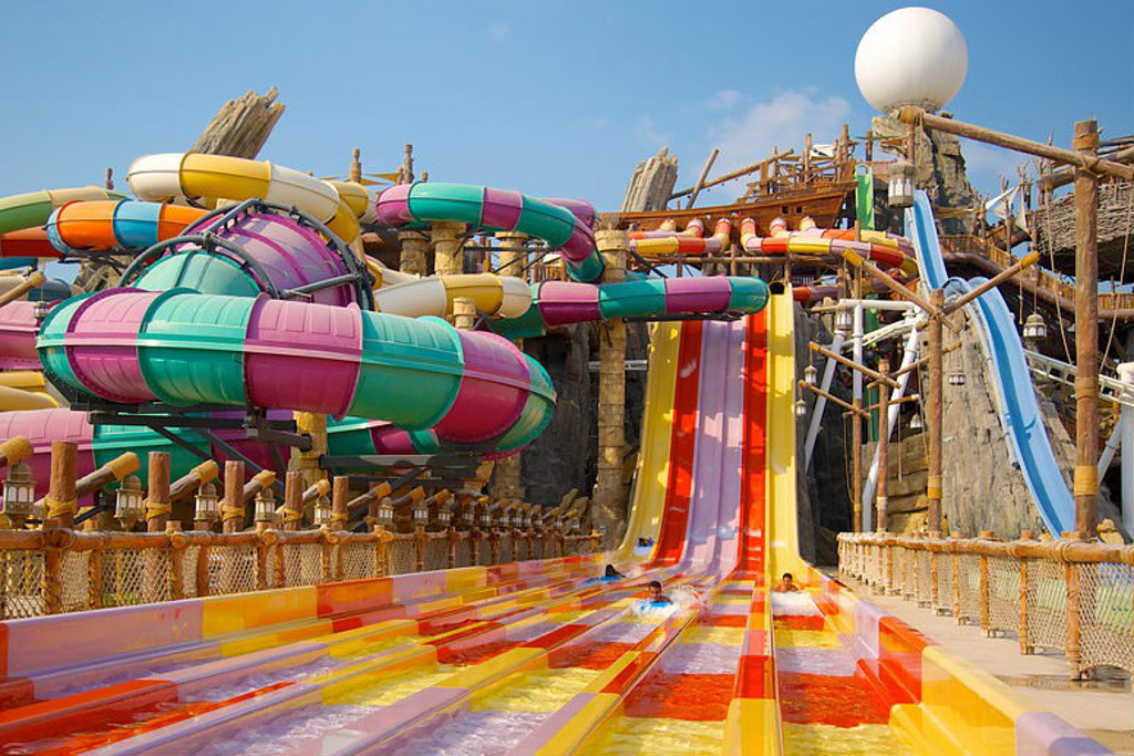 亚斯水上世界yas waterworld