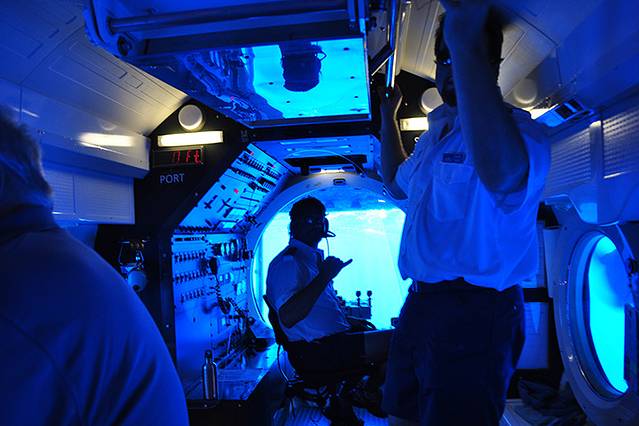 亚特兰蒂斯号潜水艇