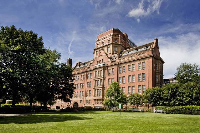 曼彻斯特大学