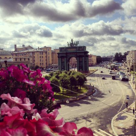 Narva Triumphal Arch