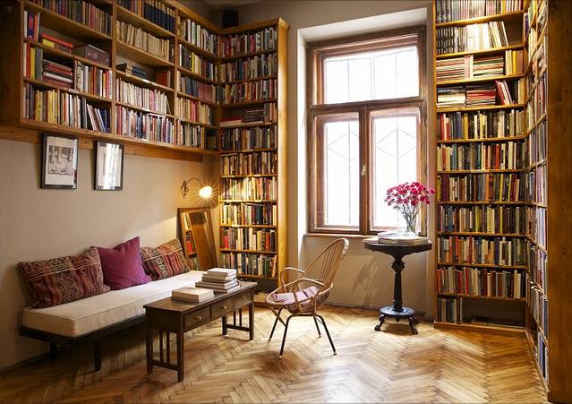 Massolit 书店咖啡馆