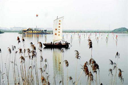 江南水上采珠游