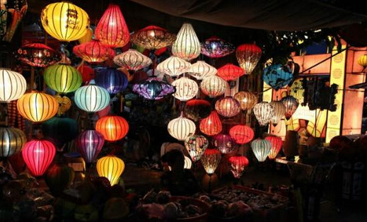 阮皇夜市