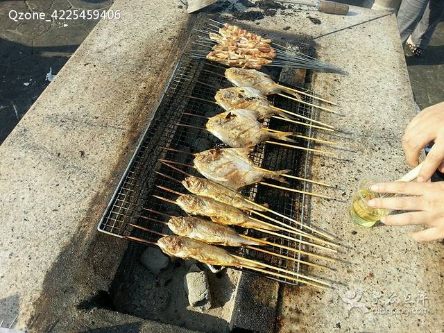 一品海鲜烧烤(金王府店)