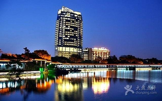 湖滨饭店锦苑中餐厅