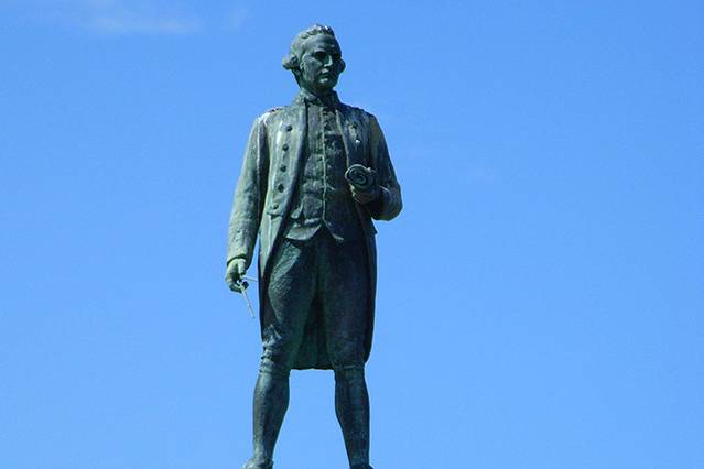 库克船长纪念碑