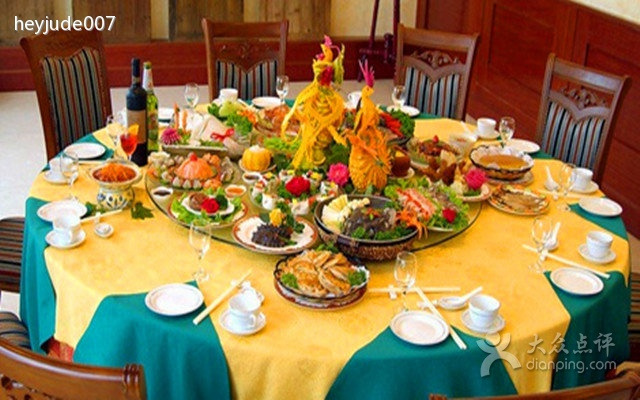 洪湖鱼庄(湘隆时代广场店)