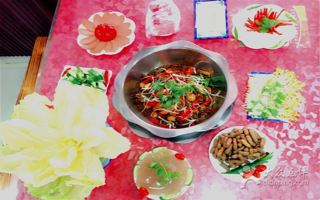 范老幺煌焖鸡(鑫泰铭居店)