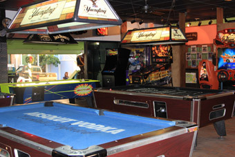 Harry’s Pool and Sports Bar