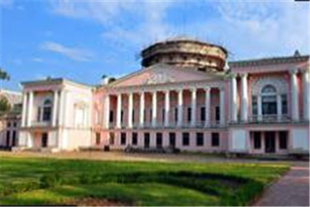 奥斯坦基诺庄园