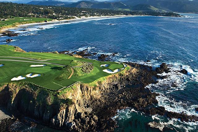 圆石滩高尔夫球场