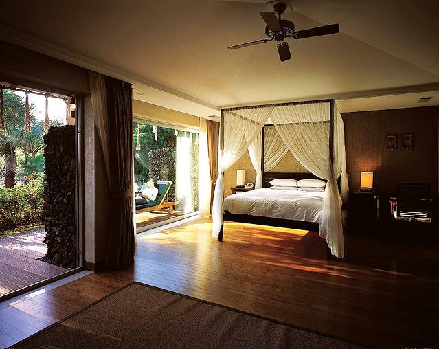 Seaes酒店海边花园咖啡厅